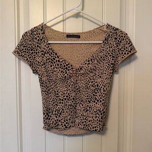 Brandy Melville - Printed Cropped Top